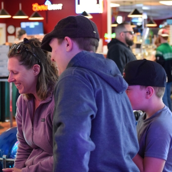 Kids and Mom Arcade Game (1)