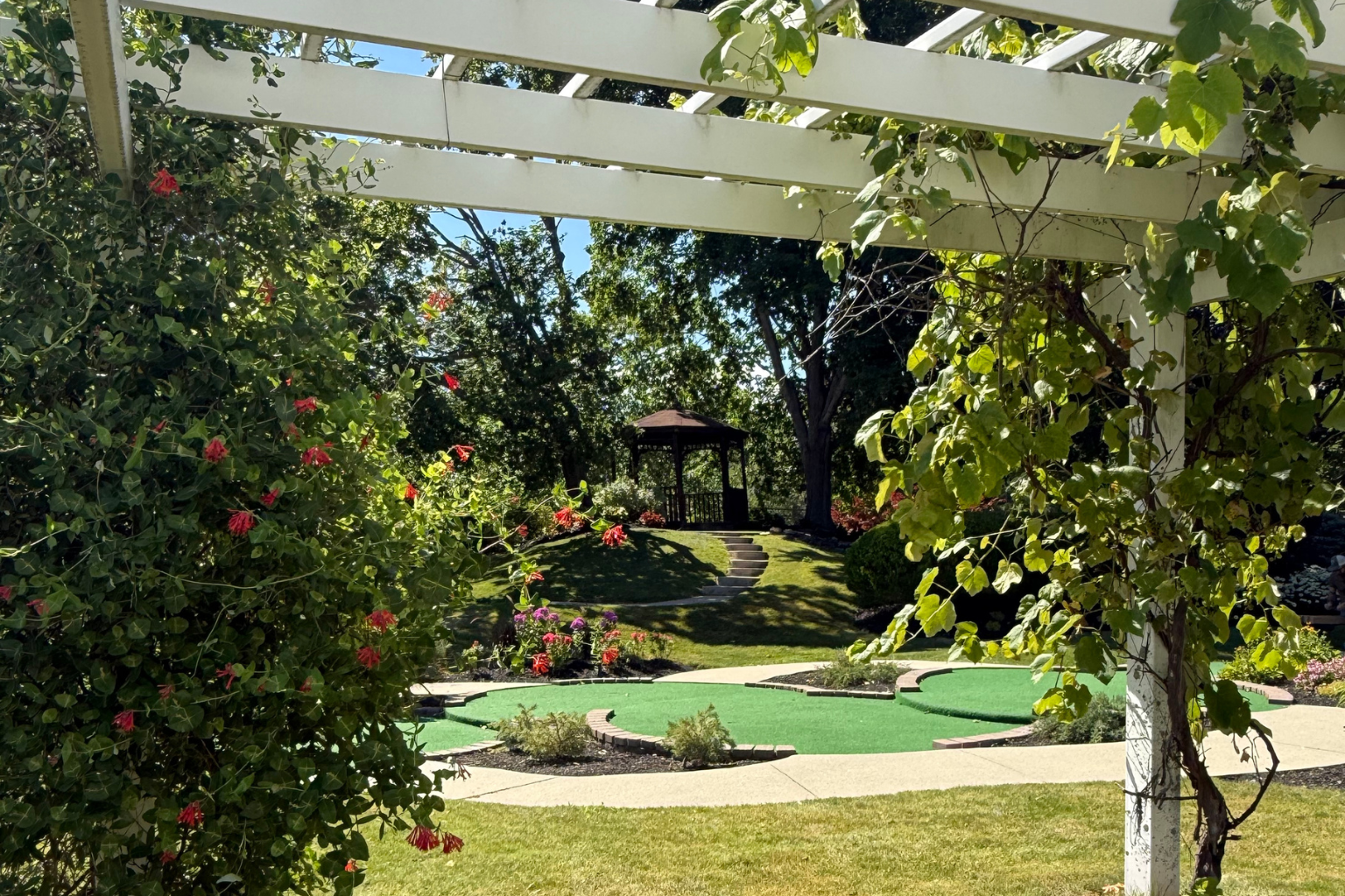 Mini Golf HTFC Scenery