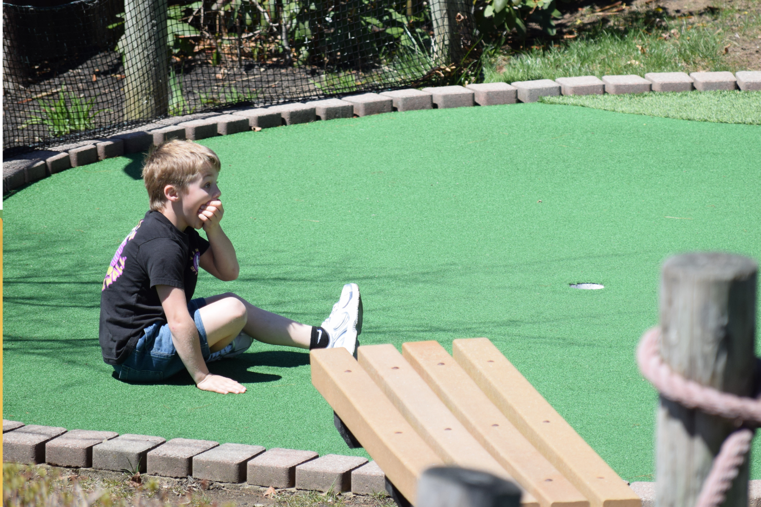 mini hole victory at hilltop